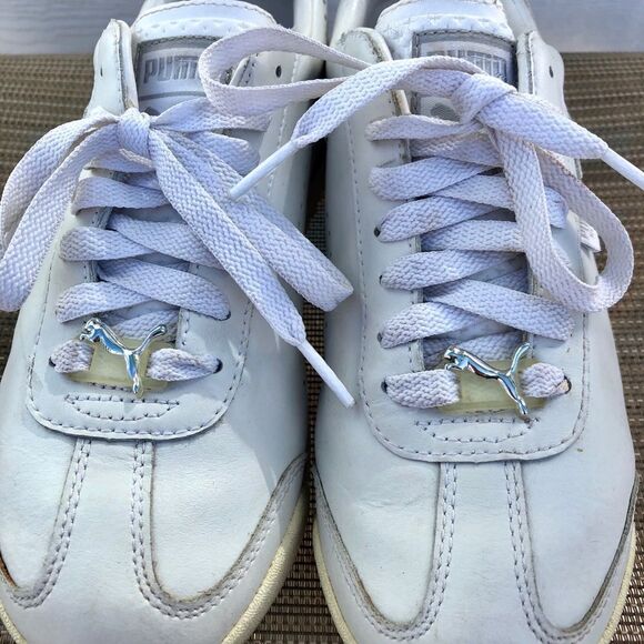 Beautiful sneakers by Puma in size 71/2 - Picture 4 of 8